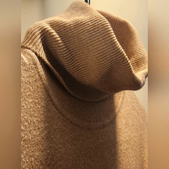 ZARA Size L Turtle-Neck Ivory, Women's Top, Long Sleeve Pullover - Picture 3 of 6